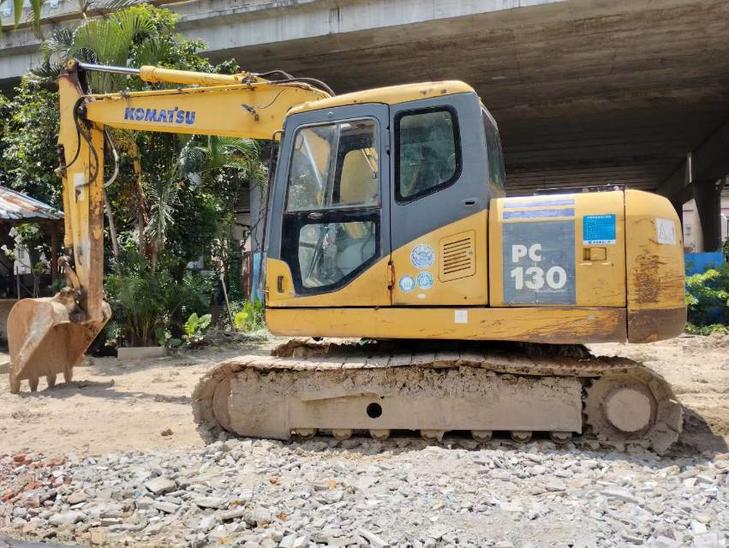 Buy Komatsu PC130-7 Used Excavator / 1