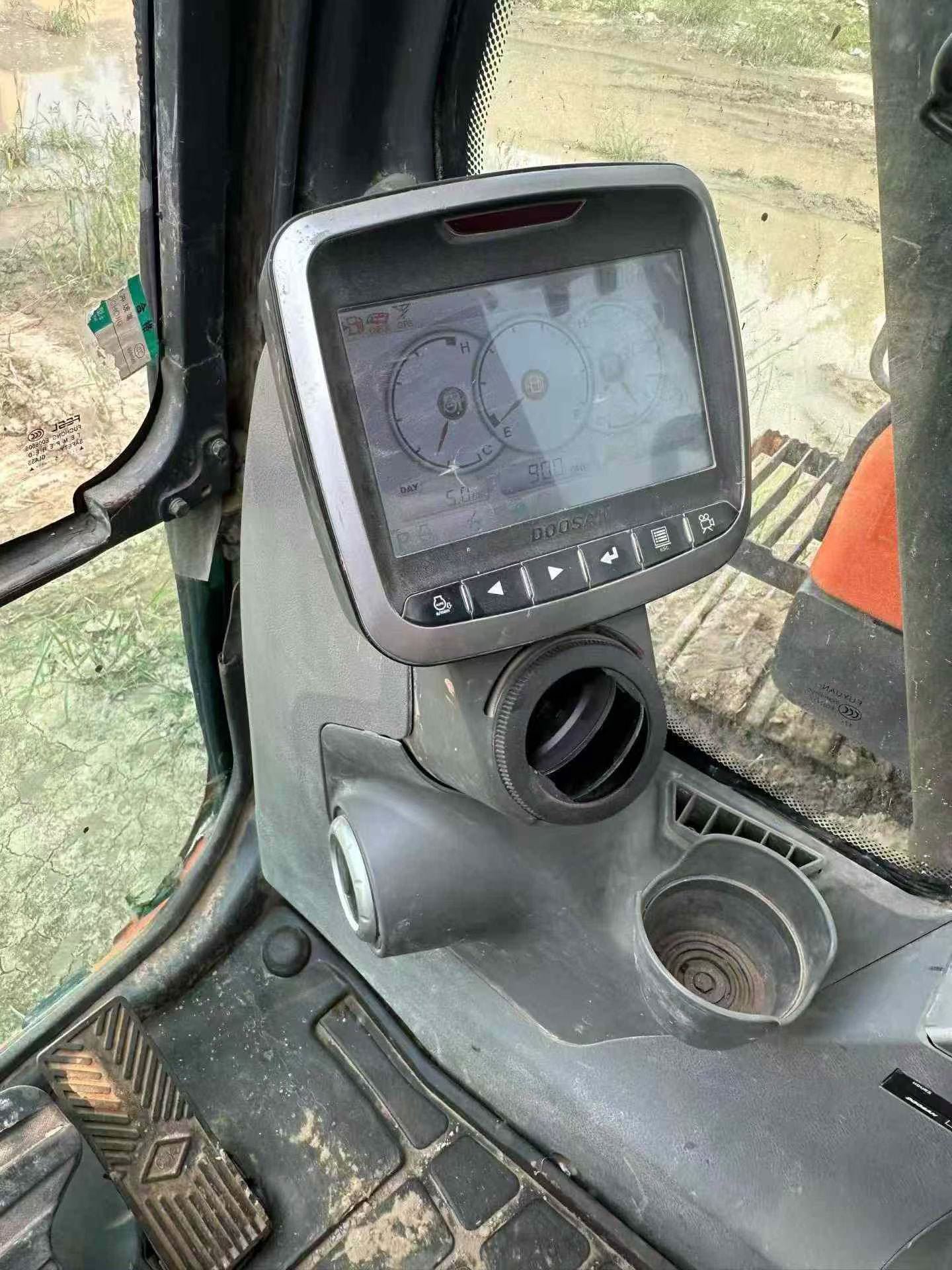 Buy Doosan 150W-7 Used Excavator / 7