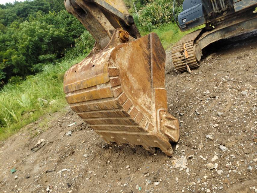 Buy XCMG XE200DA Used Excavator / 3