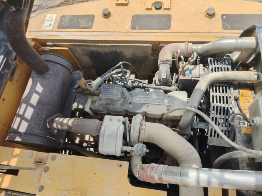 Buy XCMG XE200DA Used Excavator / 8