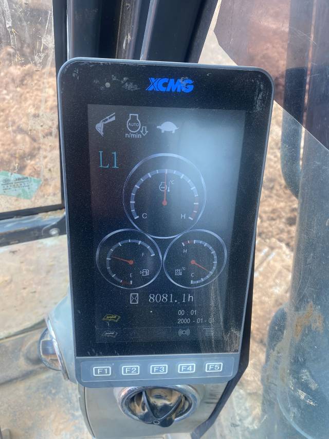 Buy XCMG XE200DA Used Excavator / 10