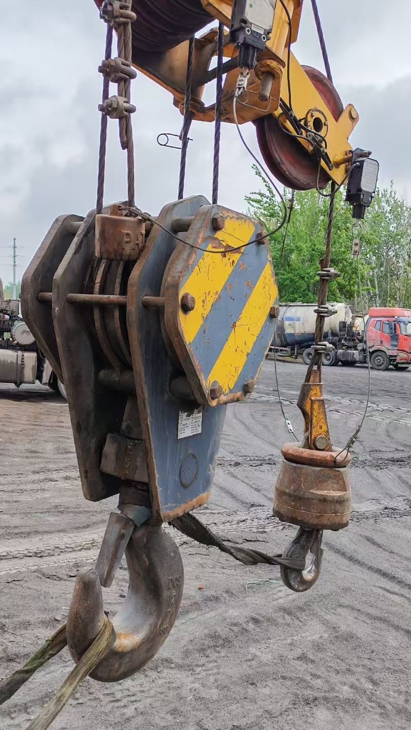 Buy XCMG QY25K5A Used Crane / 4