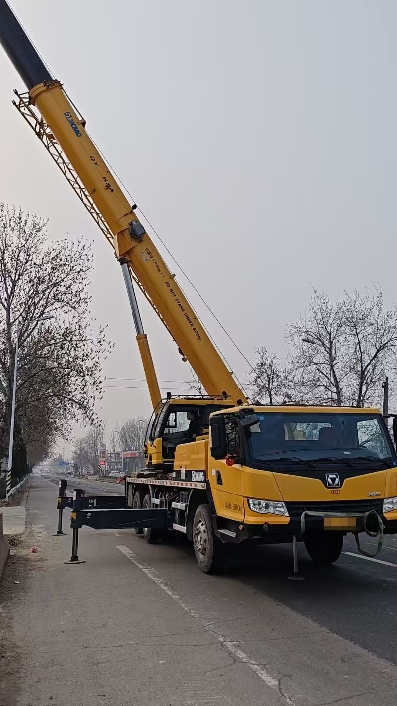 Buy XCMG QY25K5A Used Crane / 3