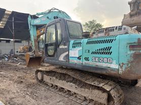 Buy Kobelco 250-8 Used Excavator / 3 Buy Kobelco 250-8 Used Excavator / 3