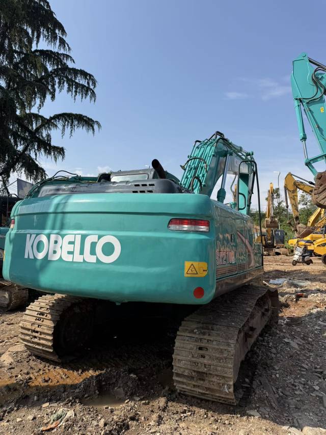 Buy Kobelco SK210 Used Excavator / 4