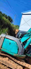 Buy Kobelco 135SR Used Excavator / 2 Buy Kobelco 135SR Used Excavator / 2