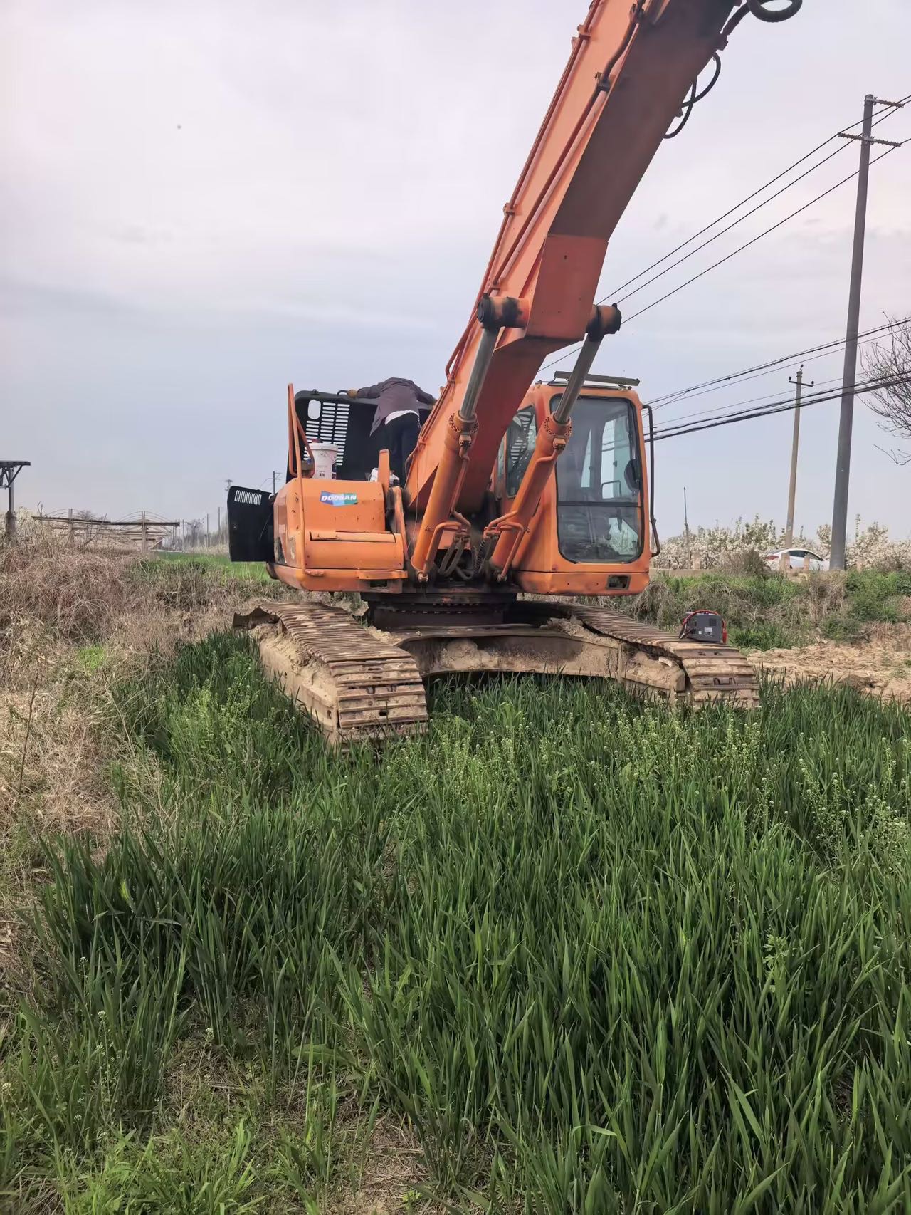 Buy Doosan DH370LC-7 Used Excavator / 8