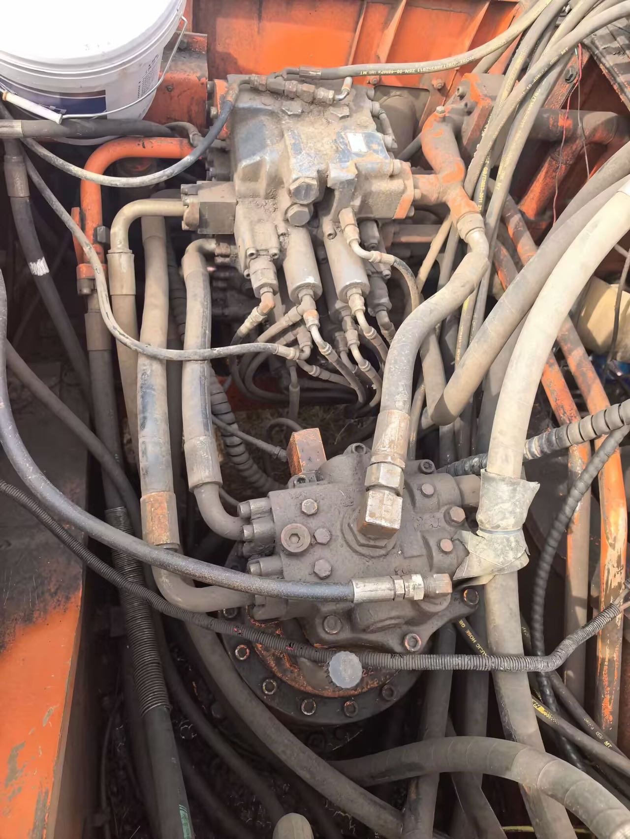 Buy Doosan DH370LC-7 Used Excavator / 3
