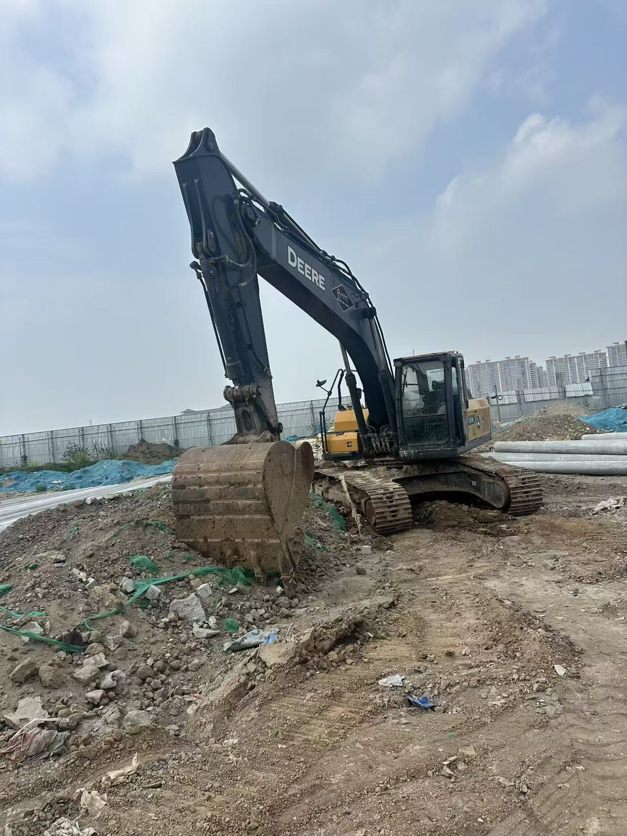 Buy JohnDeere E210LC Used Excavator / 9