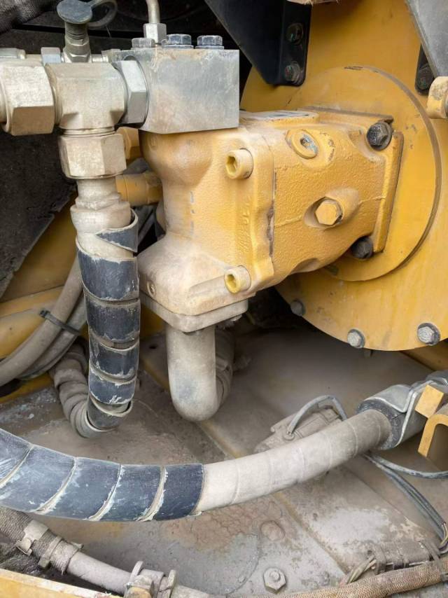 Buy Caterpillar 307E Used Excavator / 8