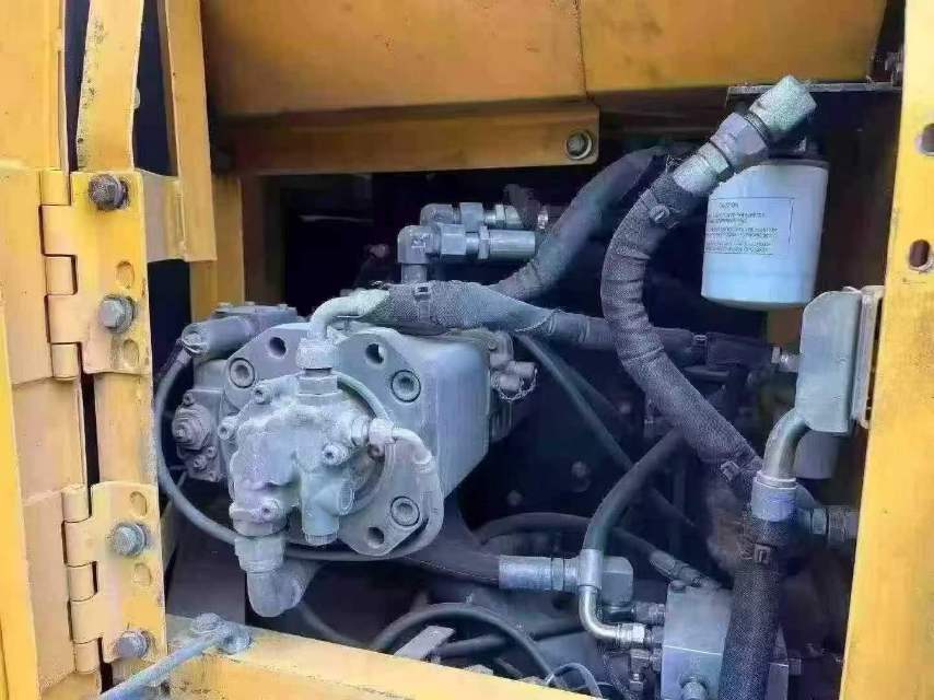 Buy Volvo EC140B Used Excavator / 5
