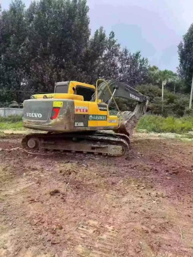 Buy Volvo EC140B Used Excavator / 2