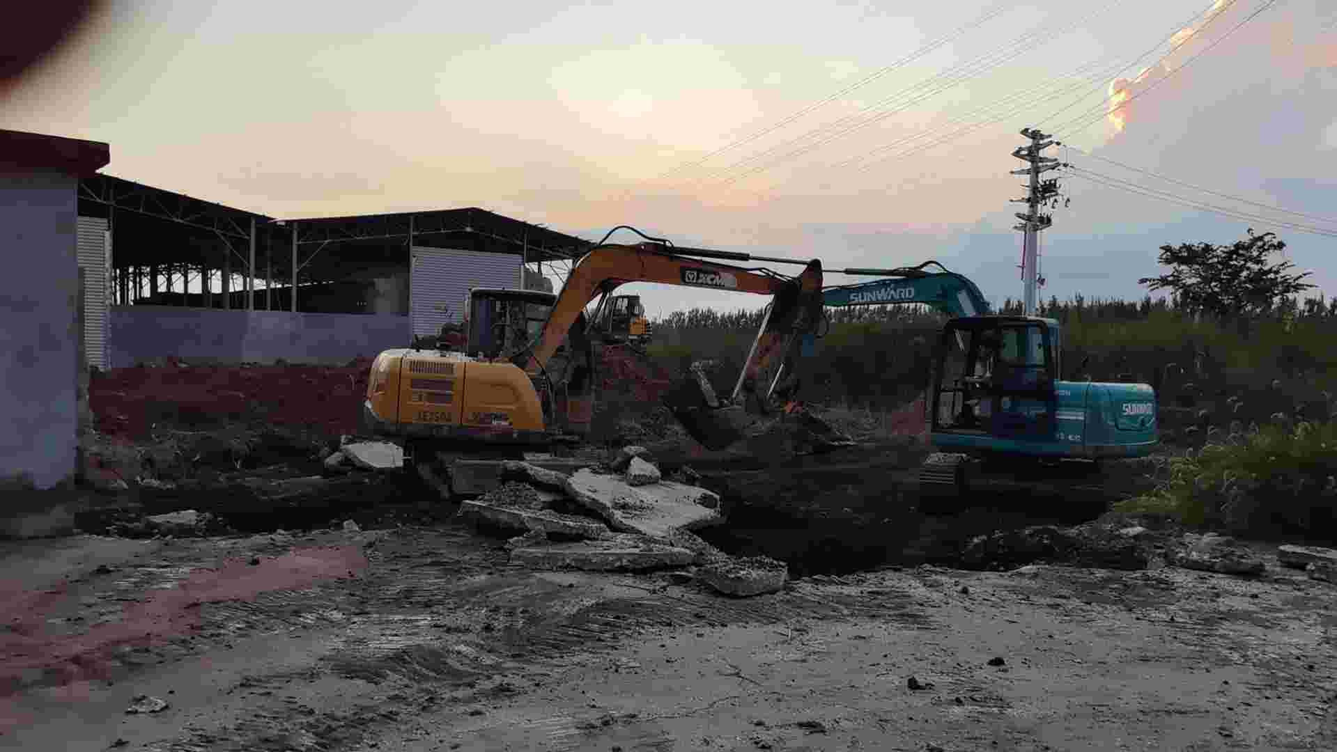 Buy XCMG XE75DA PLUS Used Excavator / 4