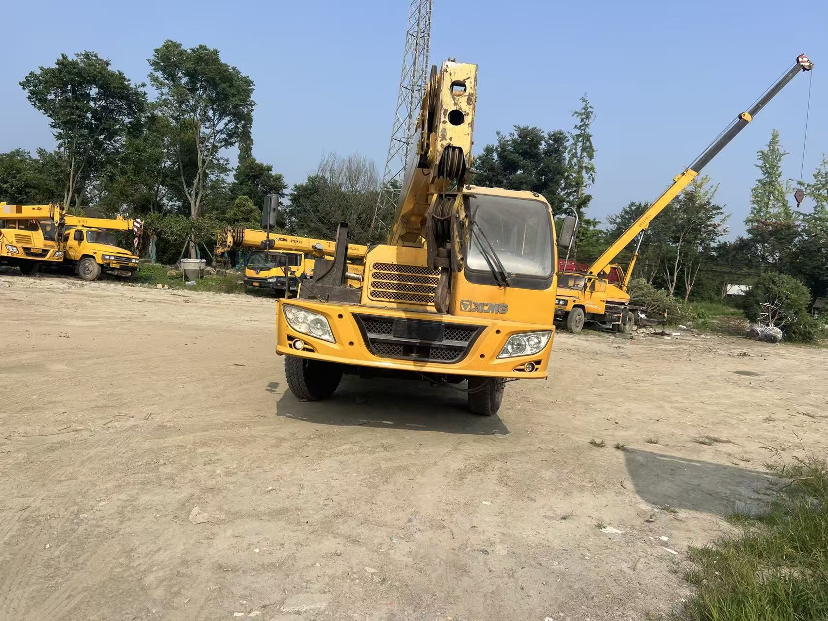 Buy XCMG QY12B.5 Used Crane / 2