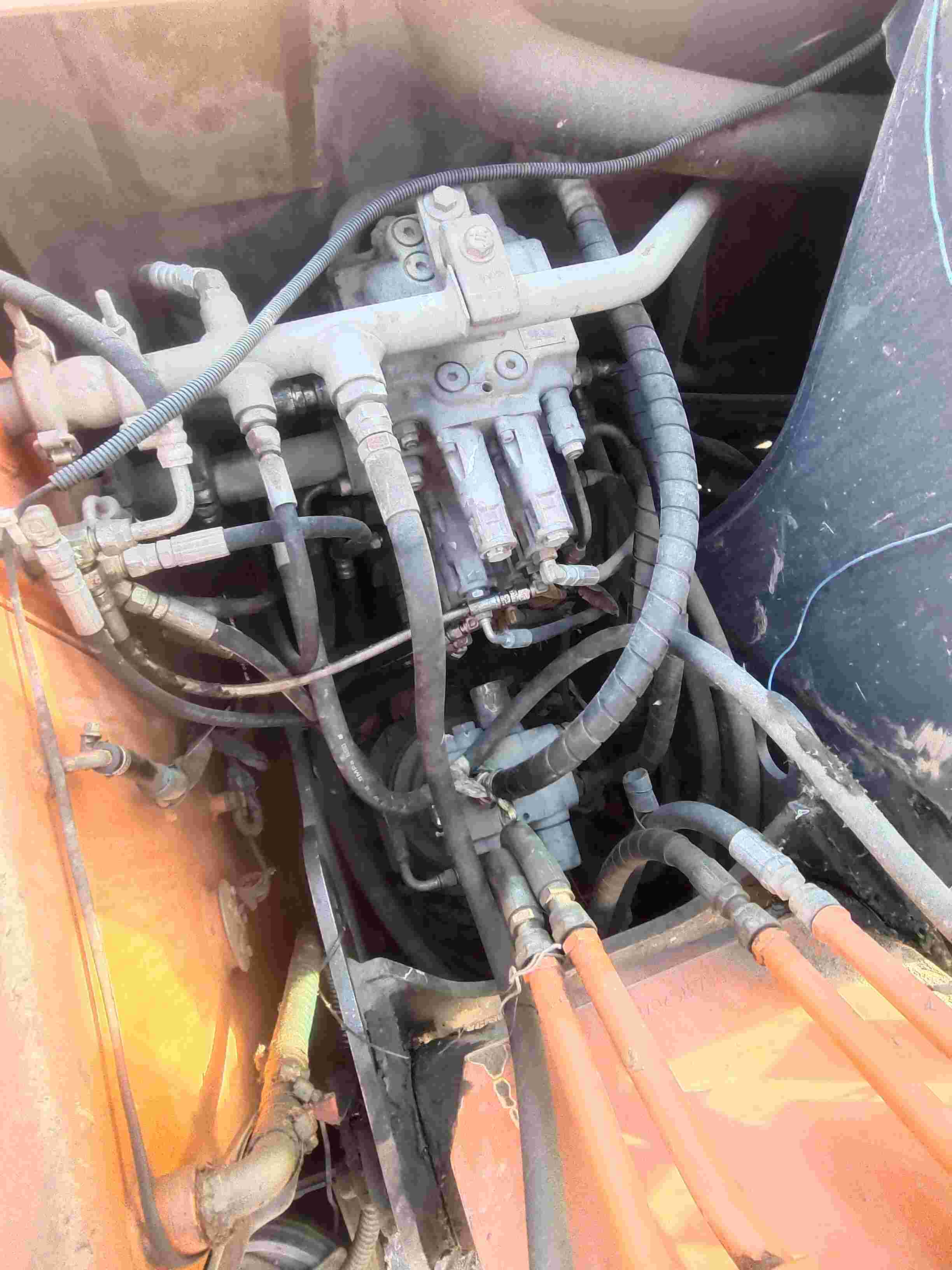 Buy Hitachi ZX70-5G Used Excavator / 2