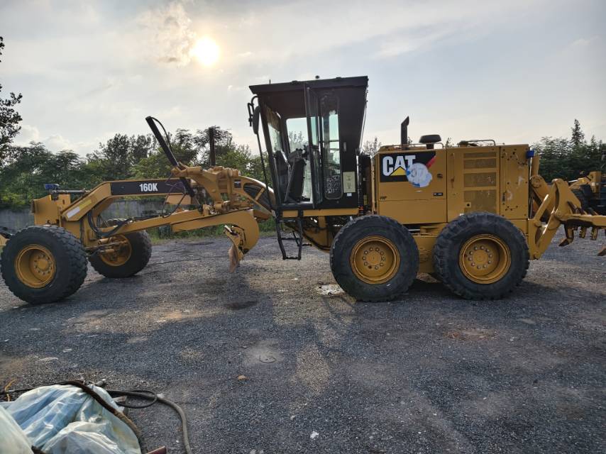 Buy Caterpillar 160K Used Loader / 2