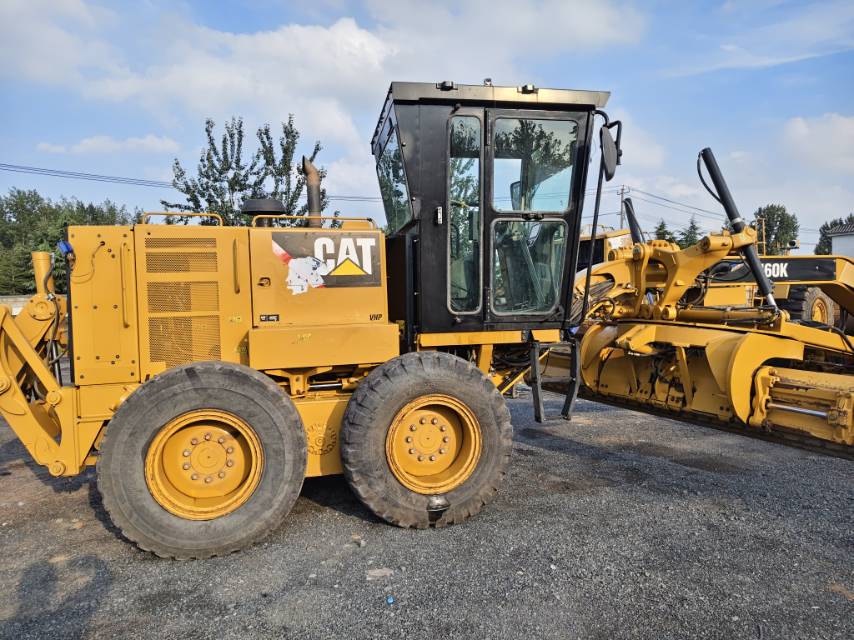 Buy Caterpillar 160K Used Loader / 3