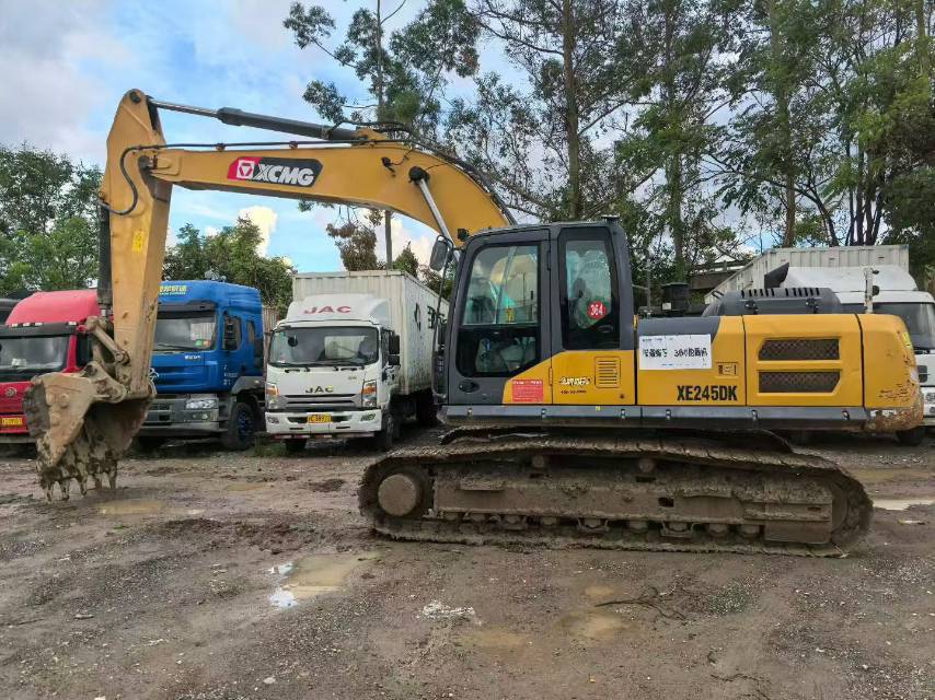 Buy XCMG XE245DK MAX Used Excavator / 8