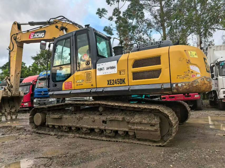 Buy XCMG XE245DK MAX Used Excavator / 7
