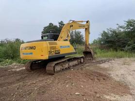 Buy Sumitomo 210A5 Used Excavator / 2 Buy Sumitomo 210A5 Used Excavator / 2