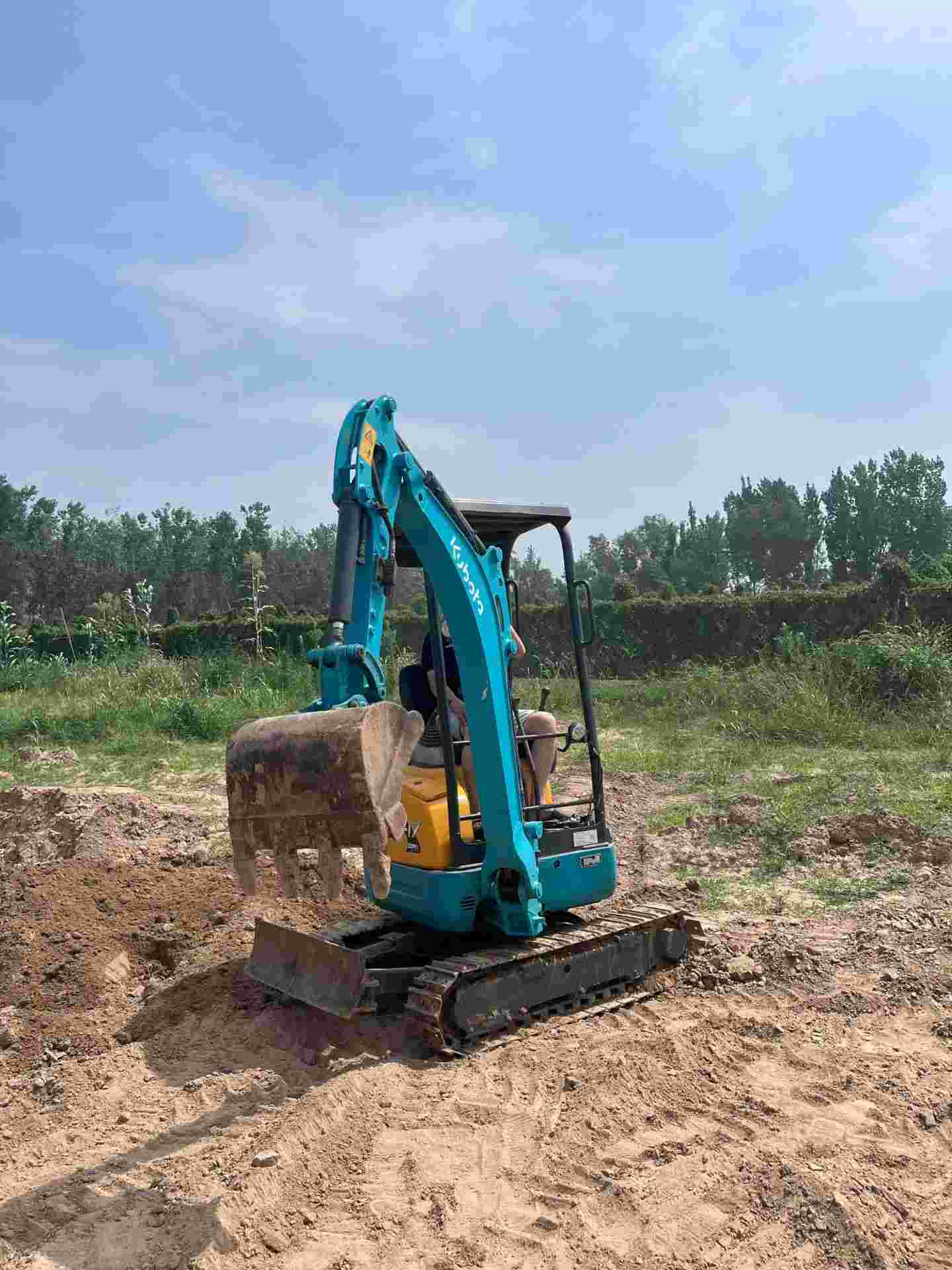 Buy Caterpillar Used Excavator / 2