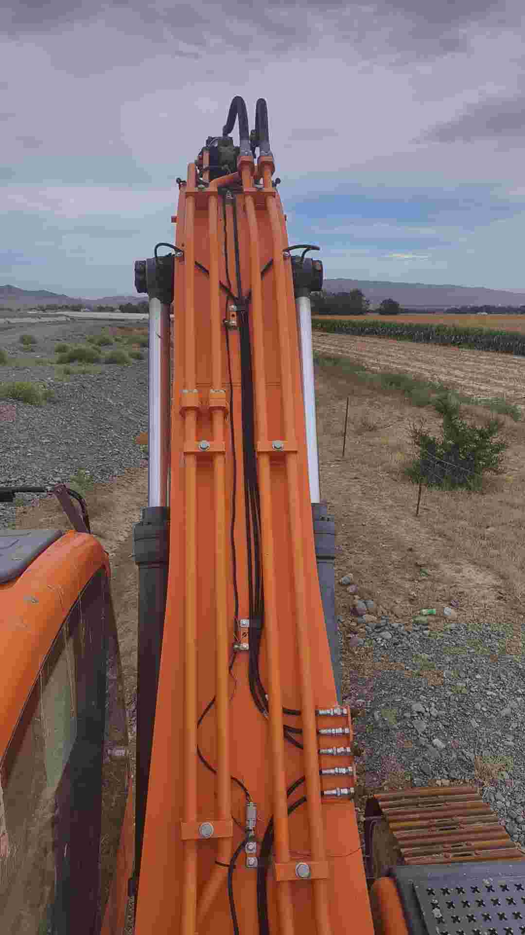 Buy Doosan 60-7 Used Excavator / 4