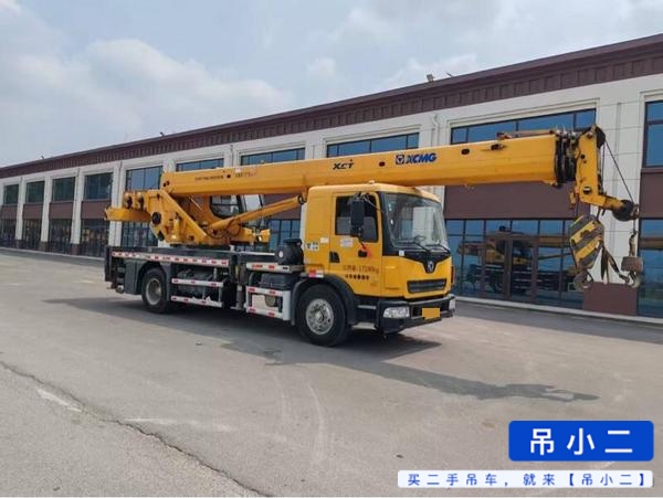 Buy XCMG XCT12L4-1 Used Crane / 2