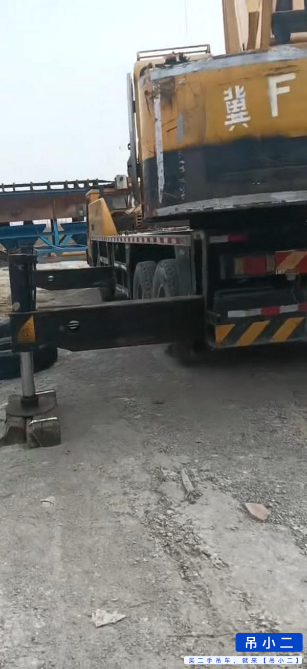 Buy XCMG QY20G Used Crane / 2
