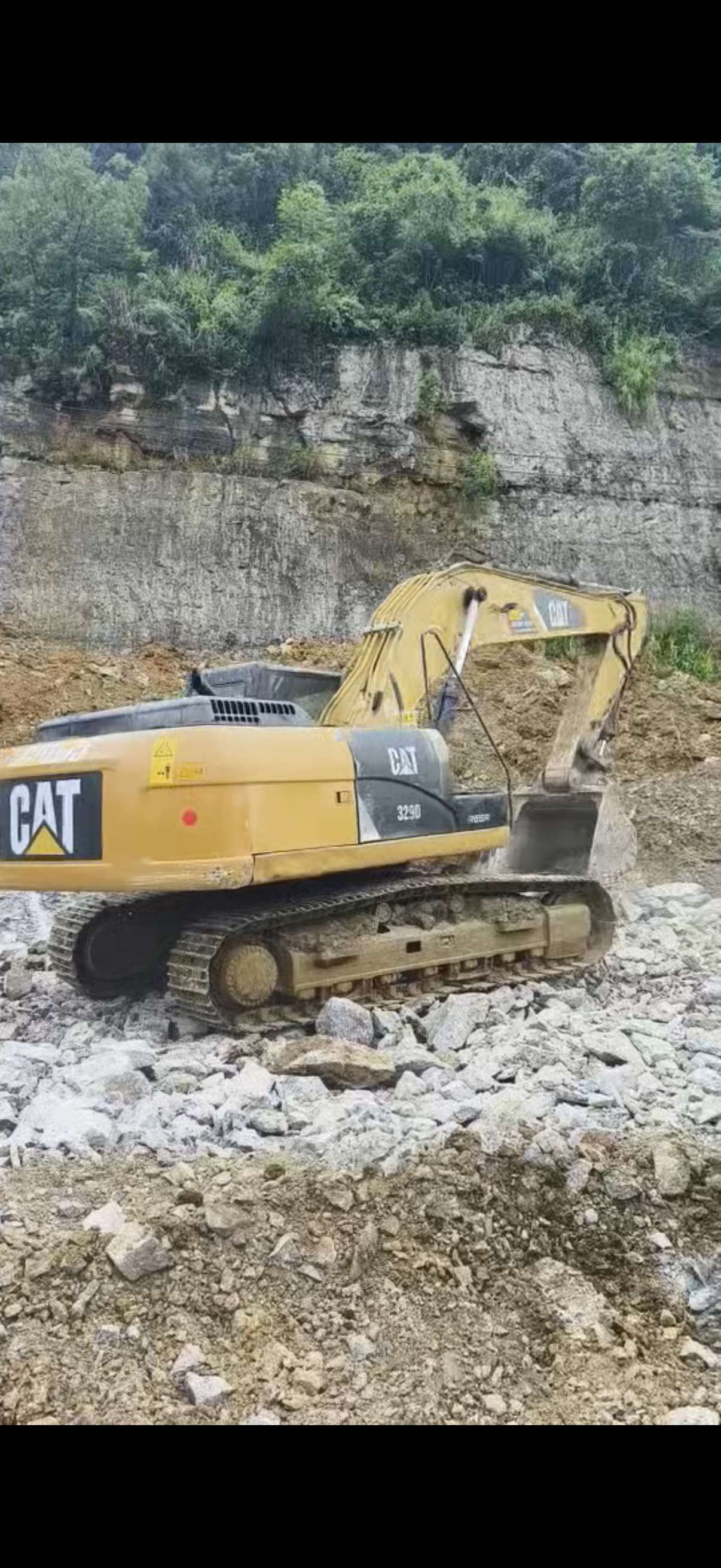 Buy Caterpillar 329D Used Excavator / 2