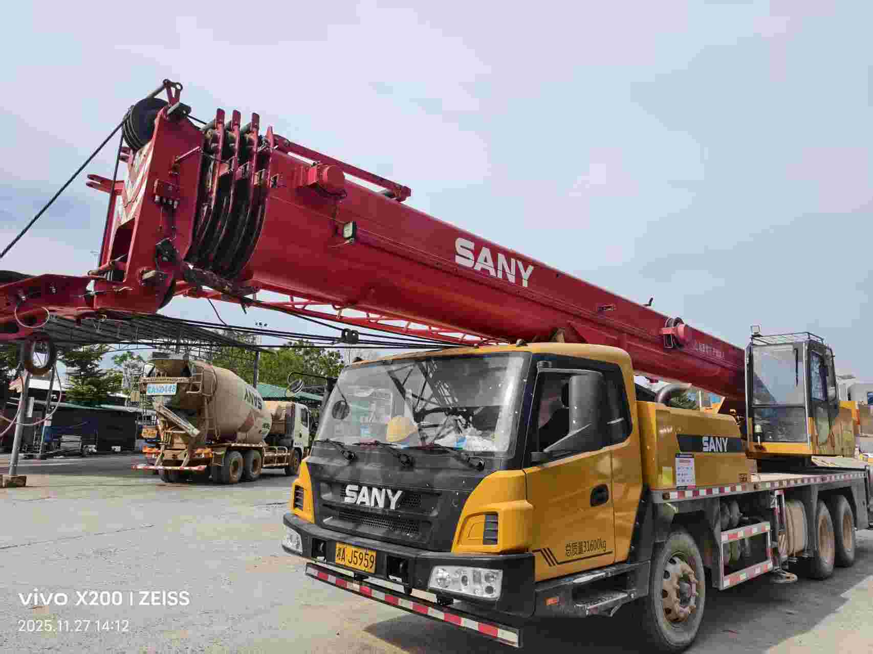 Buy Sany Used Excavator / 2