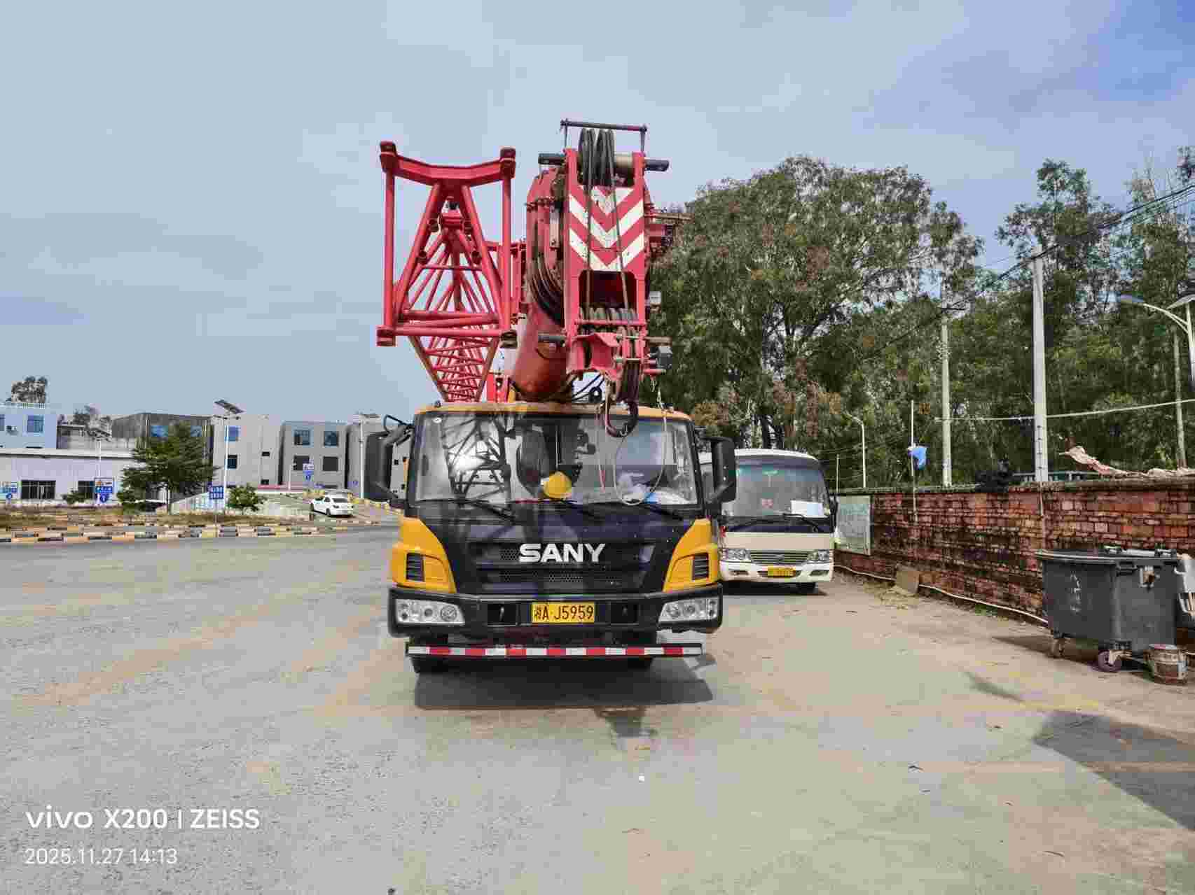 Buy Sany Used Excavator / 3
