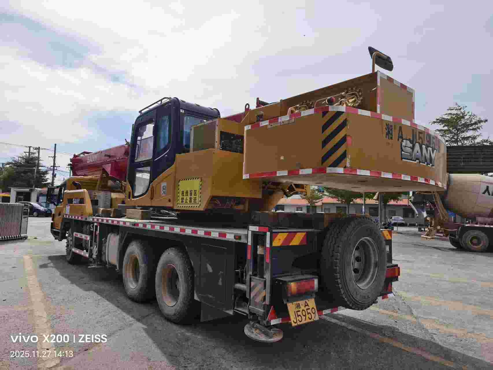 Buy Sany Used Excavator / 4