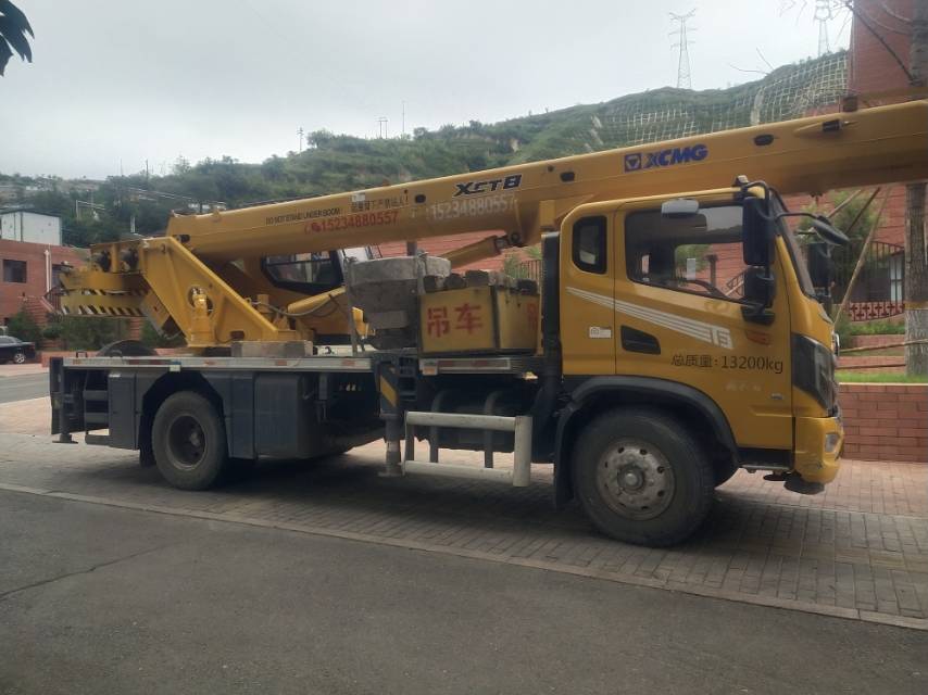 Buy XCMG XCT8L4-1 Used Crane / 4