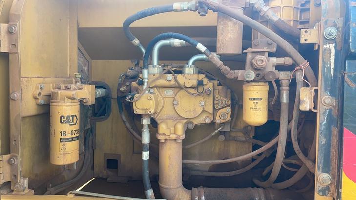 Buy Caterpillar 326D2 Used Excavator / 1