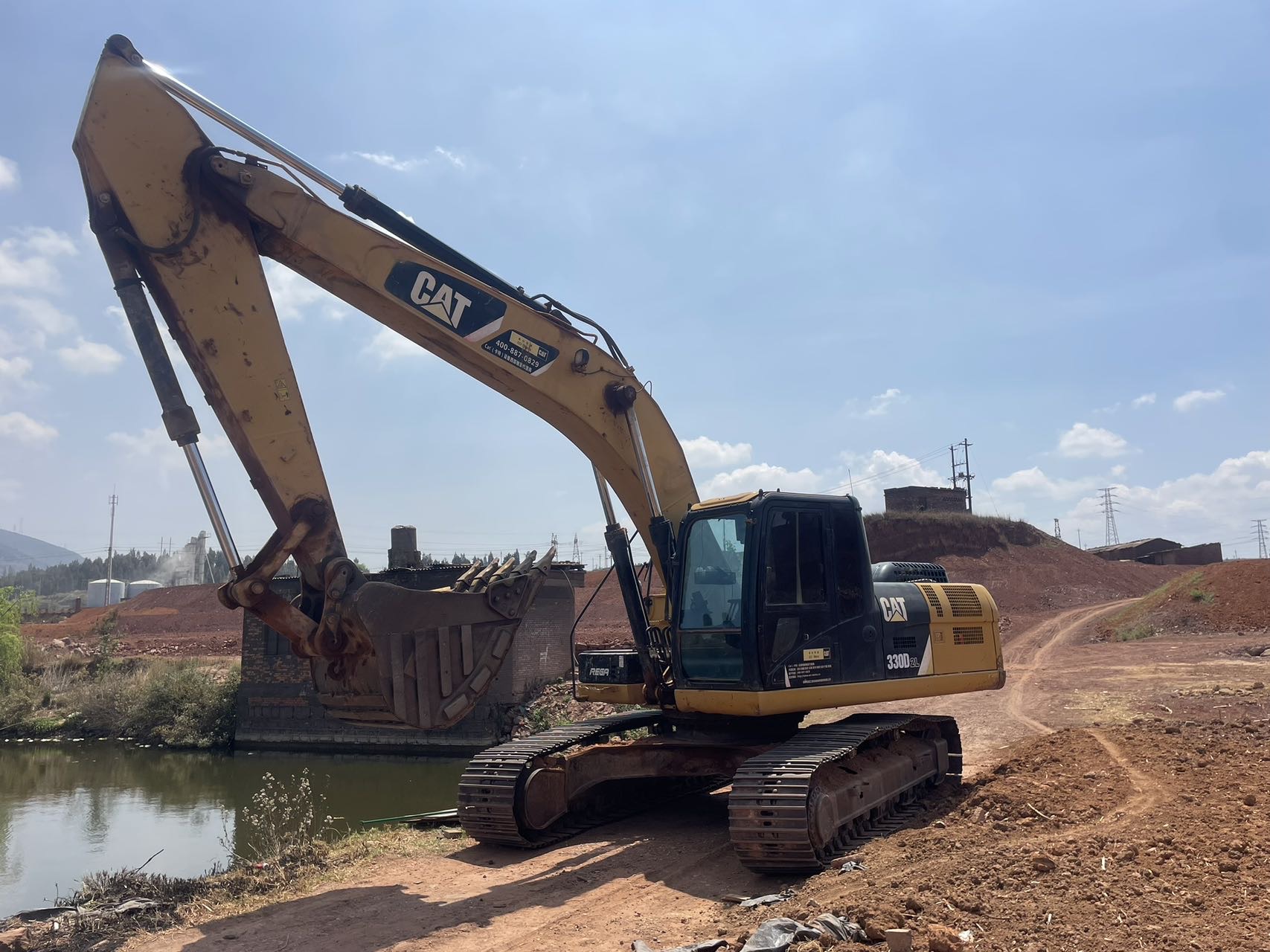 Buy Caterpillar 326DL Used Excavator / 5