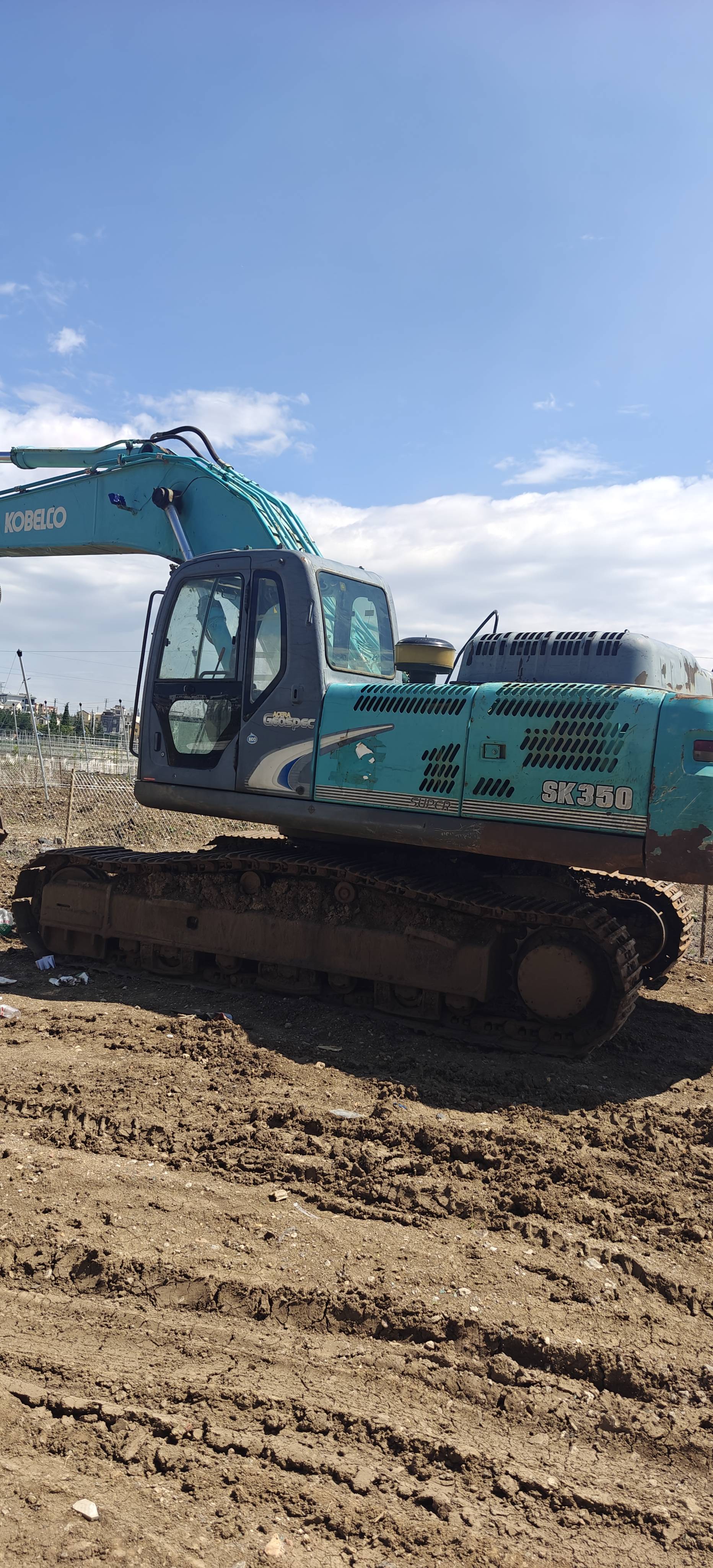 Buy Kobelco 350LC-8 Used Excavator / 8