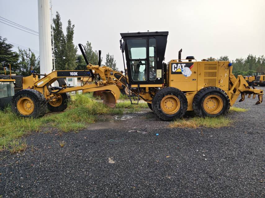 Buy Caterpillar 160K Used Loader / 5