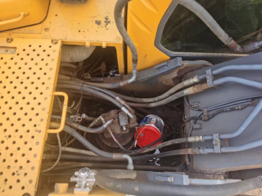 Buy Volvo 240BLC Used Excavator / 2