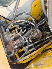 Buy Kato HD512R Used Excavator / 6 Buy Kato HD512R Used Excavator / 6