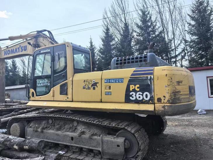 Buy Komatsu PC360-7 Used Excavator / 1