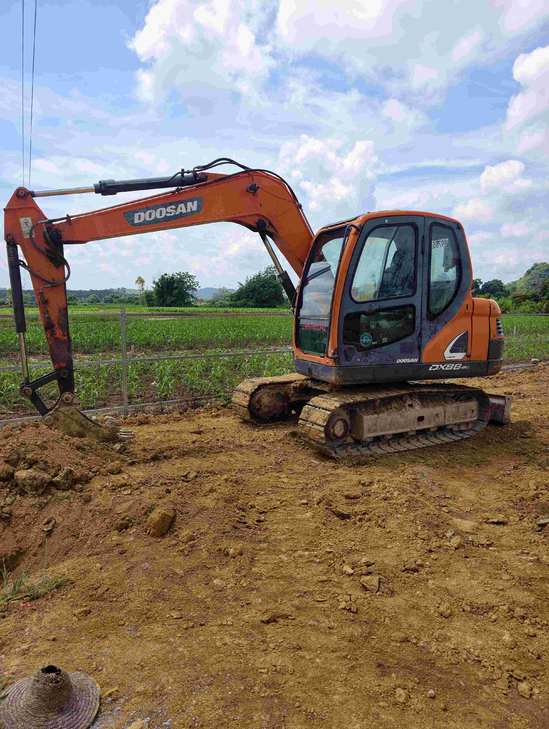 Buy Doosan 75-7 Used Excavator / 1