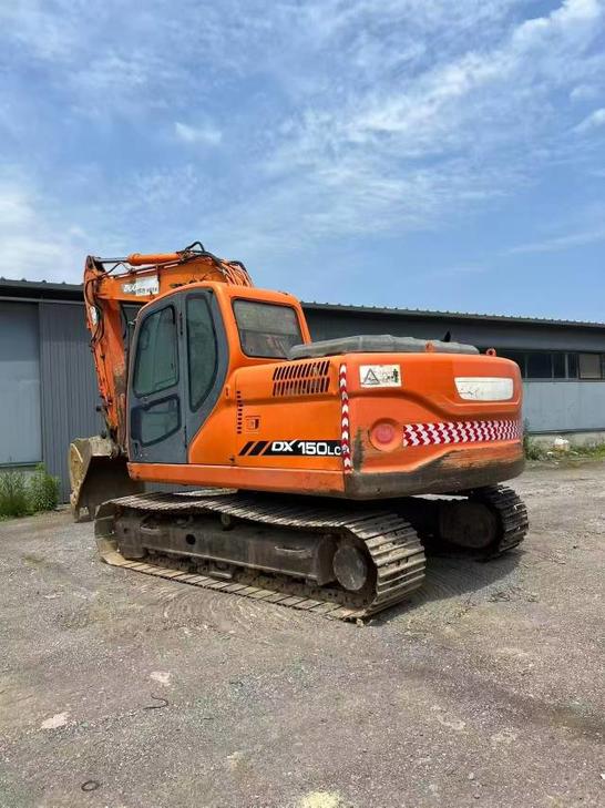 Buy Doosan DX150LC Used Excavator / 1