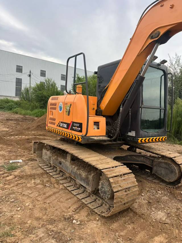 Buy Sany SY75C Used Excavator / 4