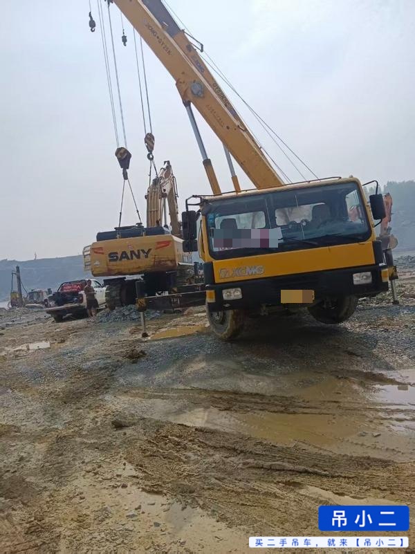 Buy XCMG 25K Used Crane / 1
