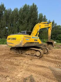 Buy Sumitomo 210A5 Used Excavator / 4 Buy Sumitomo 210A5 Used Excavator / 4