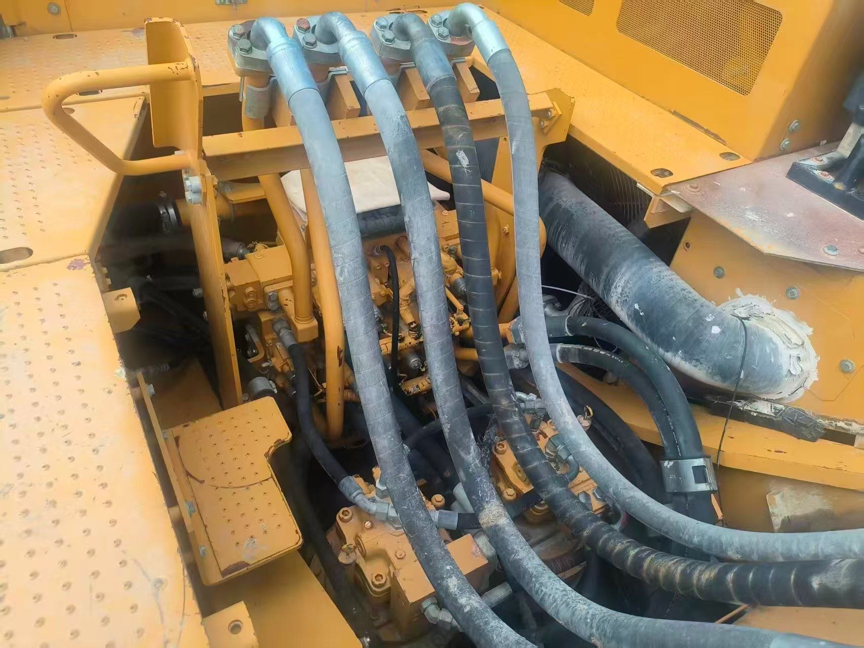 Buy Caterpillar 374F Used Excavator / 7 Buy Caterpillar 374F Used Excavator / 7