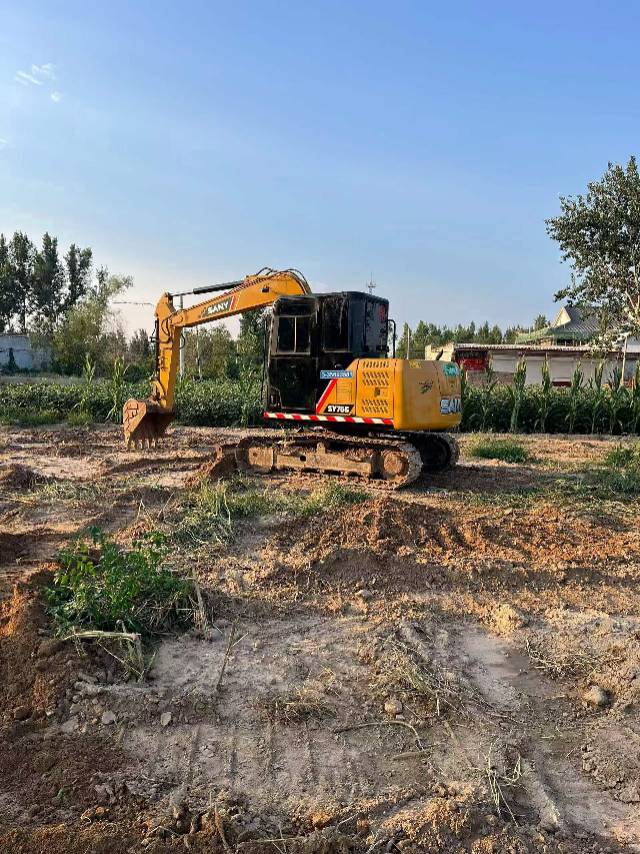 Buy Sany SY75C Used Excavator / 5 Buy Sany SY75C Used Excavator / 5