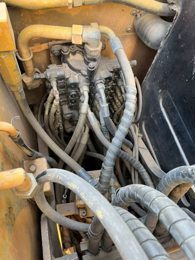 Buy Sany SY75C Used Excavator / 8 Buy Sany SY75C Used Excavator / 8