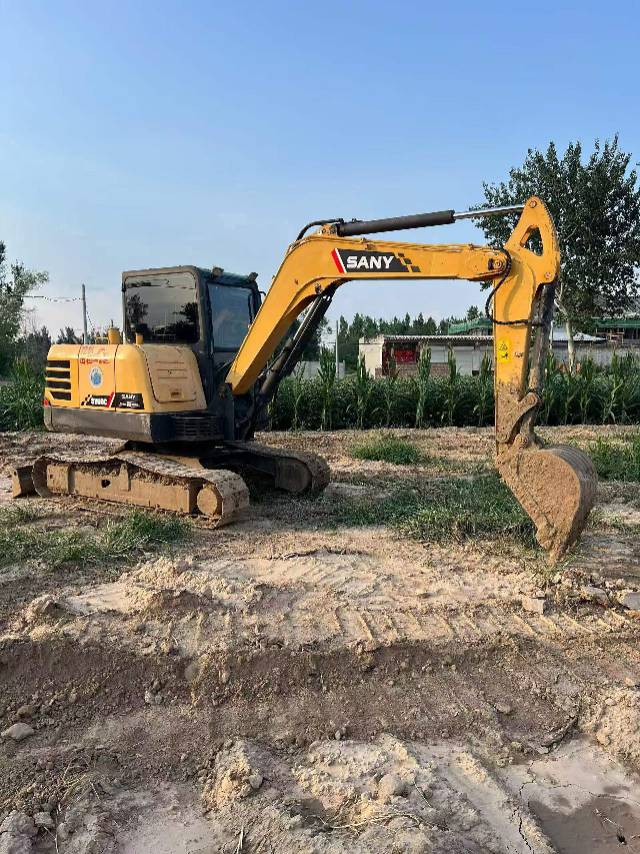 Buy Sany SY60C Used Excavator / 3 Buy Sany SY60C Used Excavator / 3