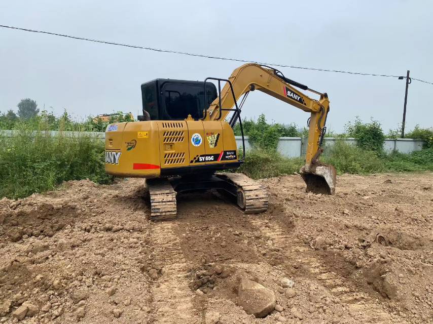Buy Sany SY65C Used Excavator / 1